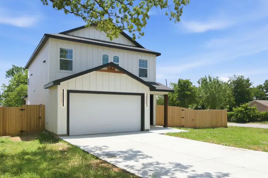 1013 Duff Court, Fort Worth, TX 76112 - #2