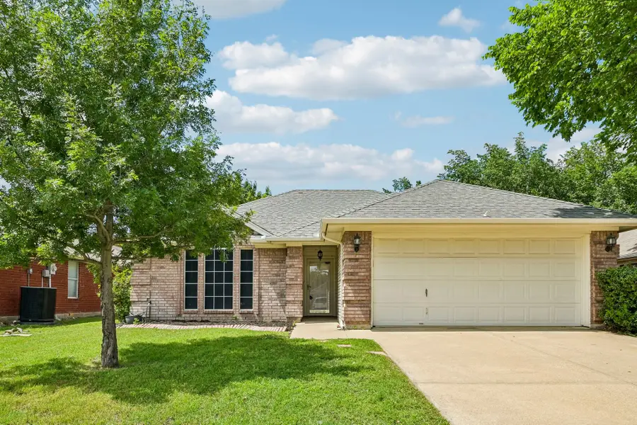 1036 Spring Hill Drive, Saginaw, TX 76179 - #3