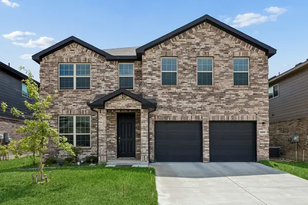 8000 Gangway Drive, Fort Worth, TX 76179