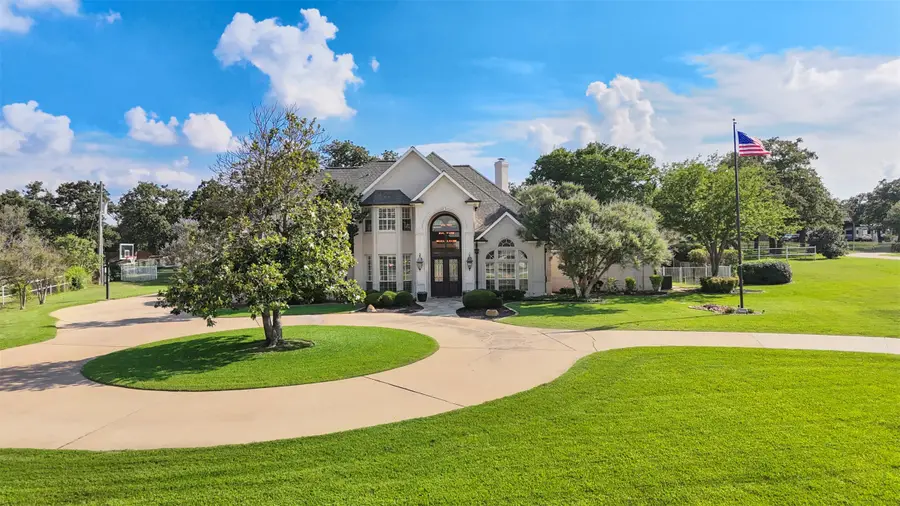 6050 Oak Hollow Drive, Burleson, TX 76028 - #2