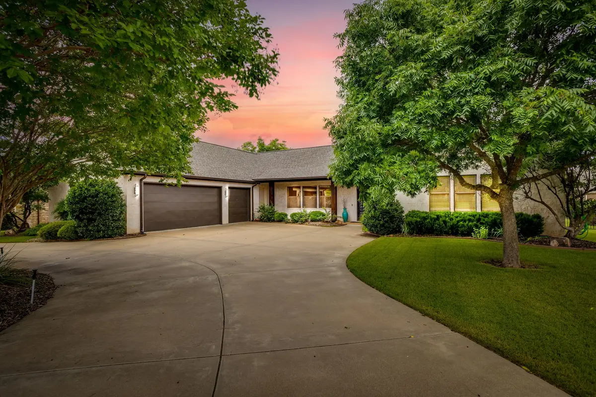 5604 Medinah Court, Granbury, TX 76049 - #1