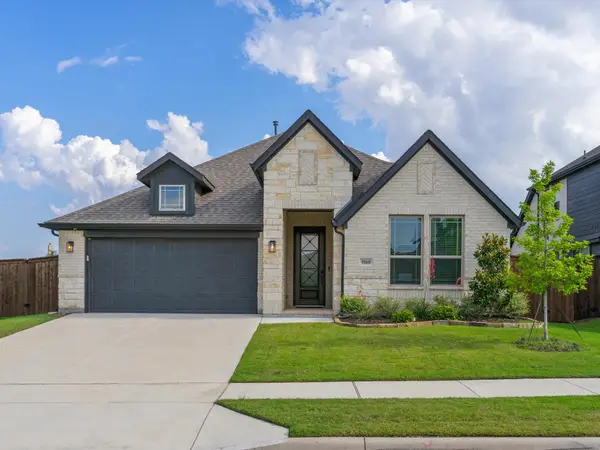 9160 Rock Nettle Drive, Fort Worth, TX 76131