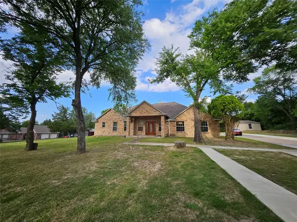 234 E Fork Road, Sunnyvale, TX 75182