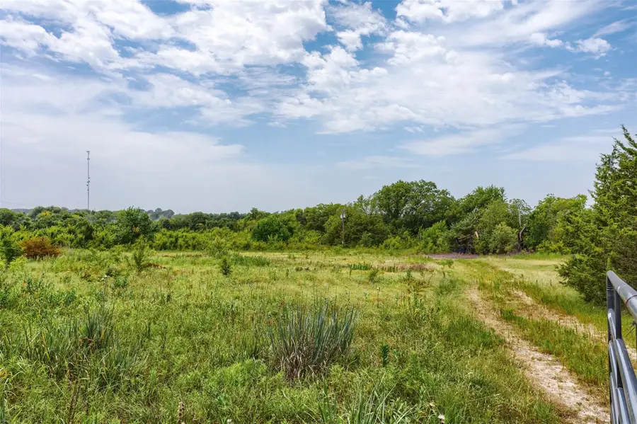 2075 County Road 151, Gainesville, TX 76240 - #2