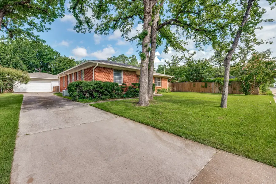 2615 Glenwood Lane, Denton, TX 76209 - #3