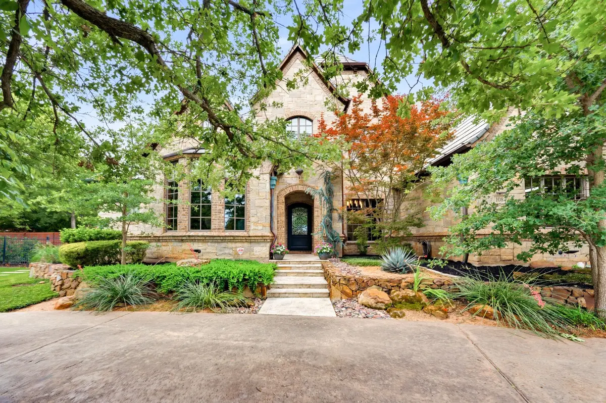 108 Brentwood Circle, Southlake, TX 76092 - #1