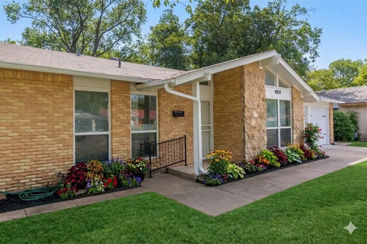4924 Melinda Drive, Forest Hill, TX 76119 - #1
