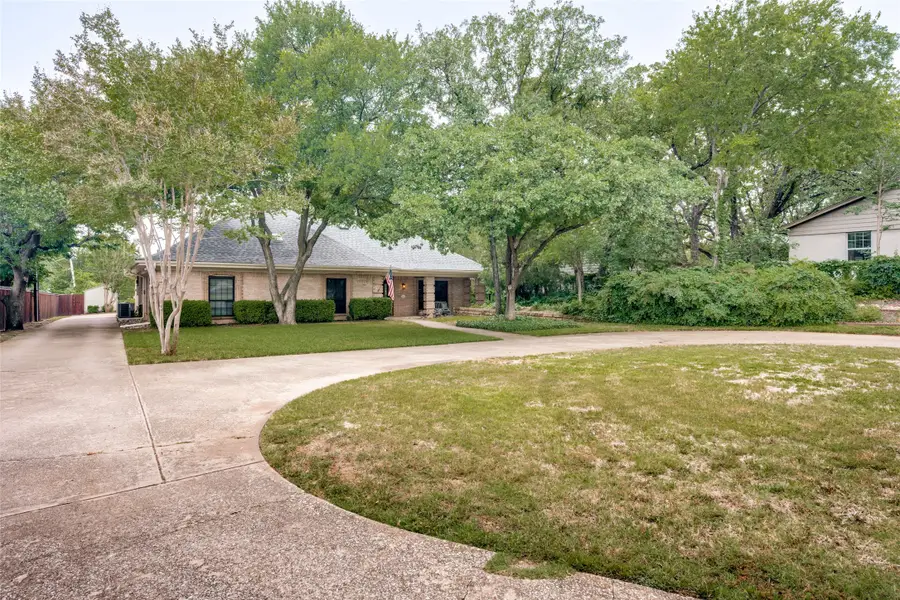 9004 Martin Drive, North Richland Hills, TX 76182 - #2