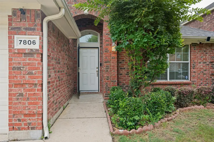 7806 Quiet Waters Drive, Arlington, TX 76016 - #2