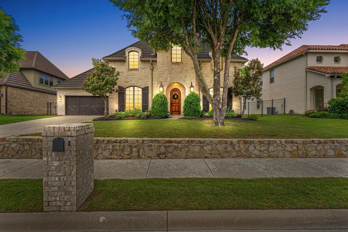 8621 Colina Terrace, Benbrook, TX 76126 - #1