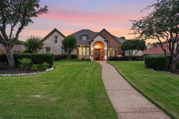 1016 Meandering Woods Drive, Keller, TX 76248