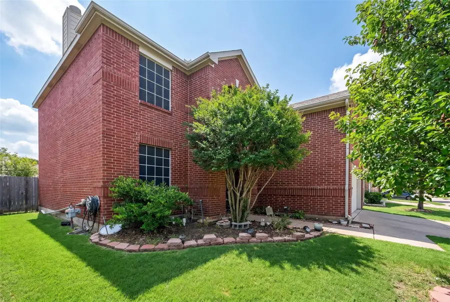 1060 Westbrook Court, Grand Prairie, TX 75052 - #2