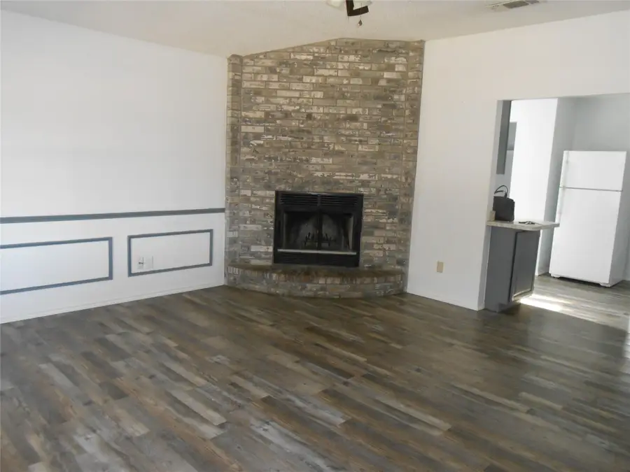 6936 Laurelhill Court N, Fort Worth, TX 76133 - #2