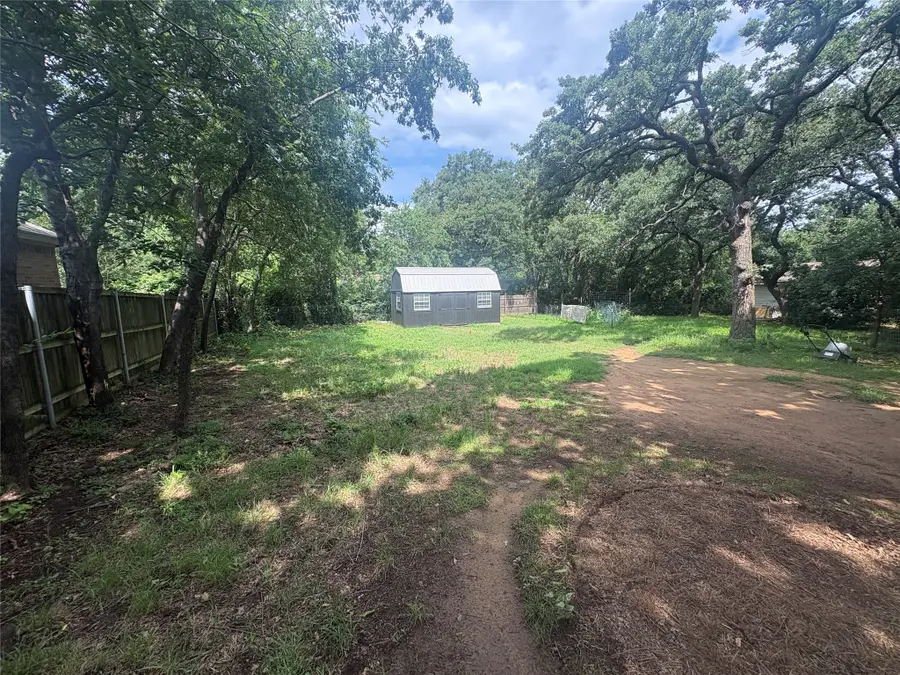 2607 N Locust Street, Denton, TX 76209 - #3
