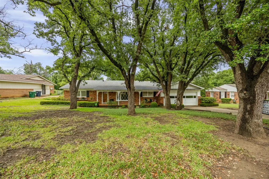 1512 Weiler Boulevard, Fort Worth, TX 76112 - #2