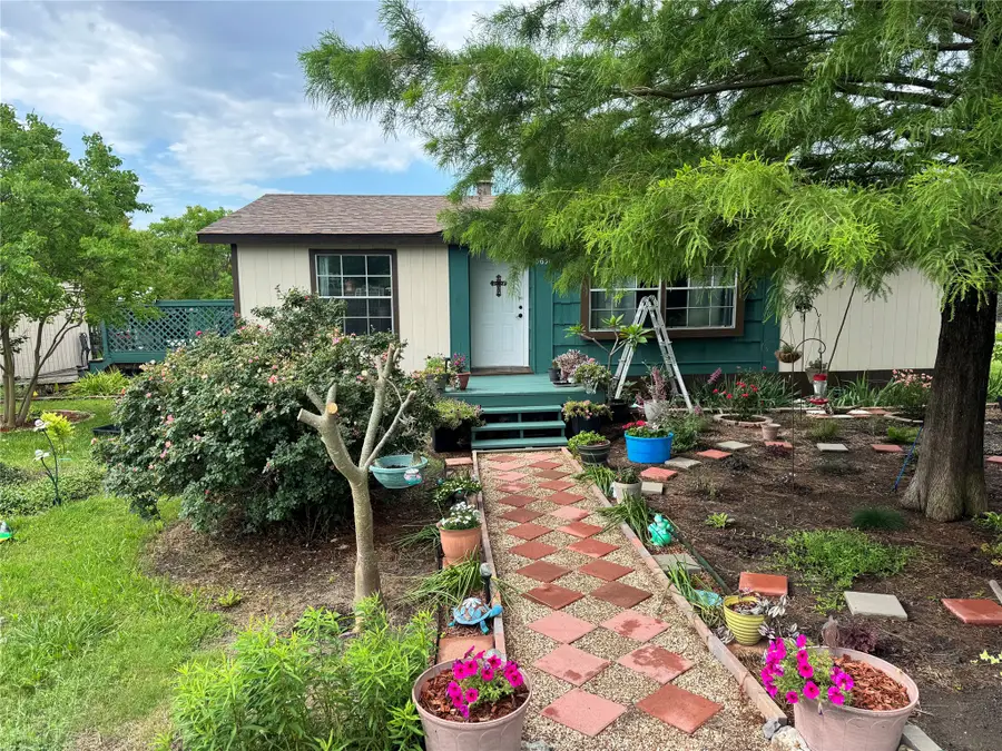 5631 Hillcrest Drive, Farmersville, TX 75442 - #3