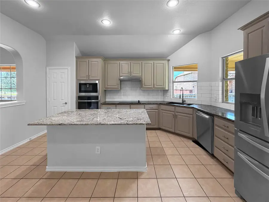 10036 Red Bluff Lane, Fort Worth, TX 76177 - #2