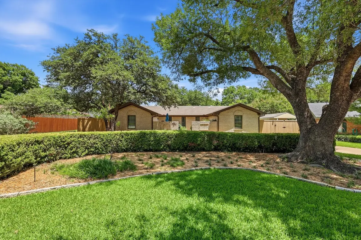3066 Ponder Place, Dallas, TX 75229 - #1