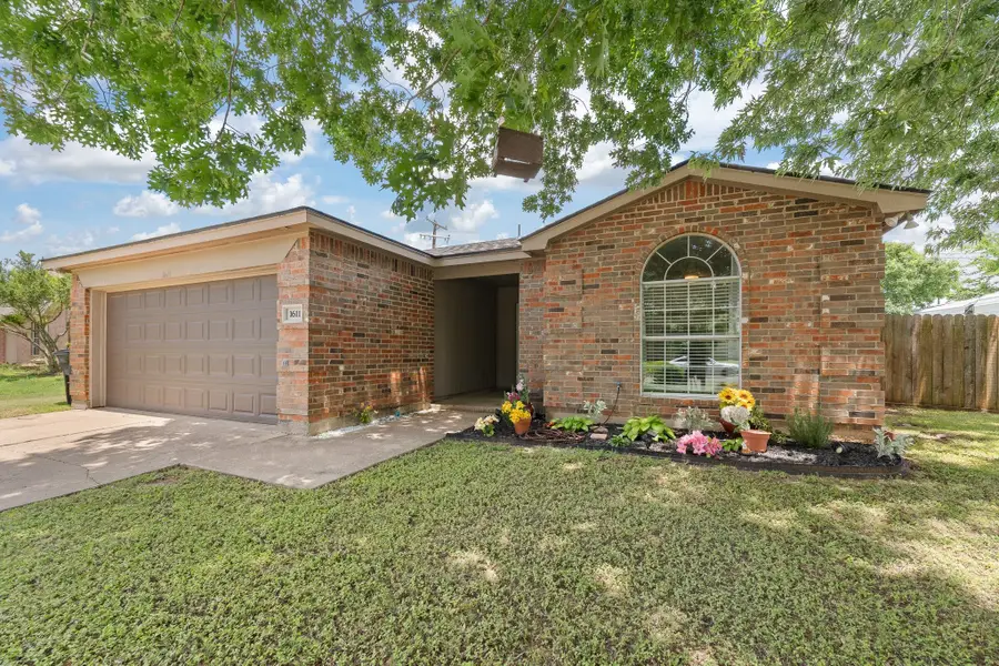 1611 Berry Drive, Cleburne, TX 76033 - #2