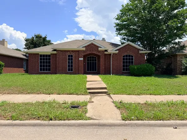 2616 Helen Lane, Mesquite, TX 75181