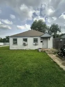 2001 Dallas Street, Grand Prairie, TX 75050