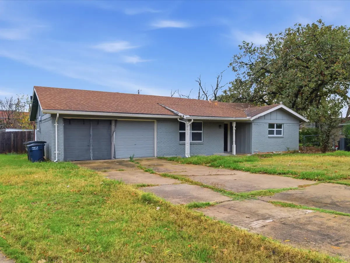 154 Cotillion Road, Fort Worth, TX 76134 - #1