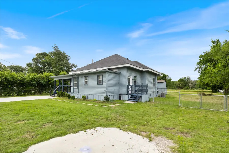 4305 Templeton Street, Greenville, TX 75401 - #2