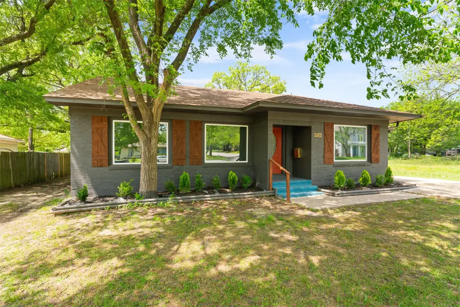 2405 Monroe Street, Commerce, TX 75428 - #3