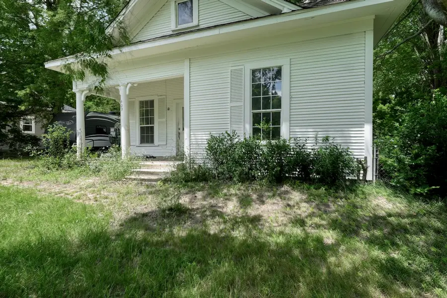 409 S Boyd Street, Lindale, TX 75771 - #3