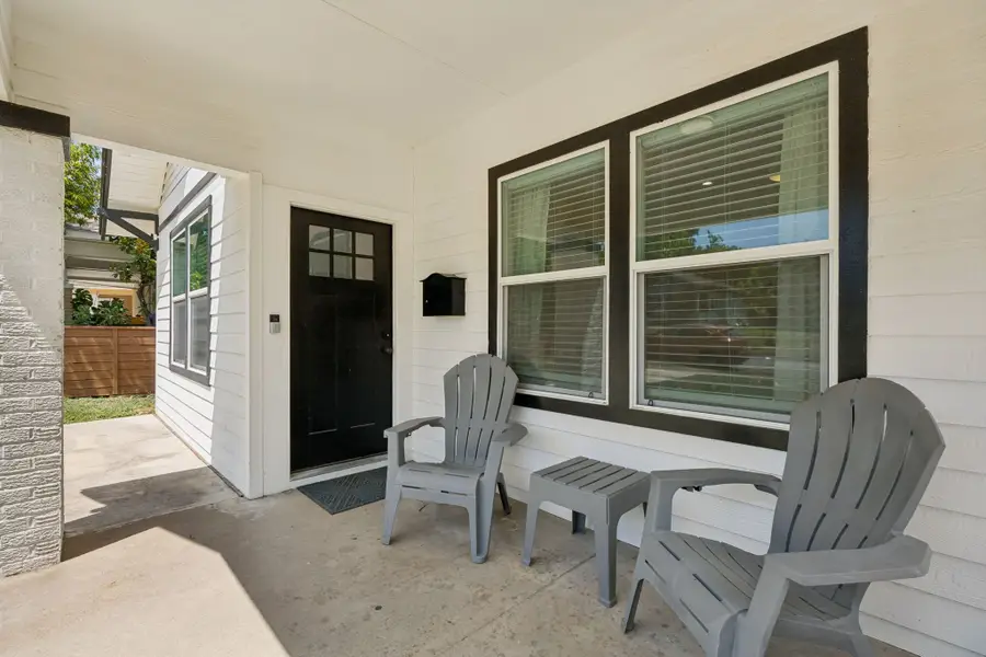 1008 S Oak Cliff Boulevard, Dallas, TX 75208 - #2