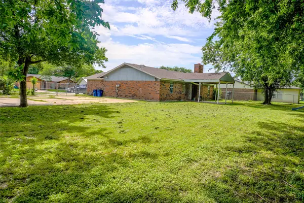 220 Coury Road, Everman, TX 76140