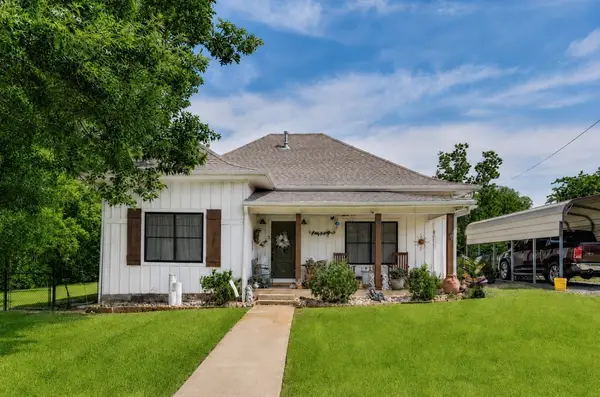 410 3rd Street, Whitesboro, TX 76273