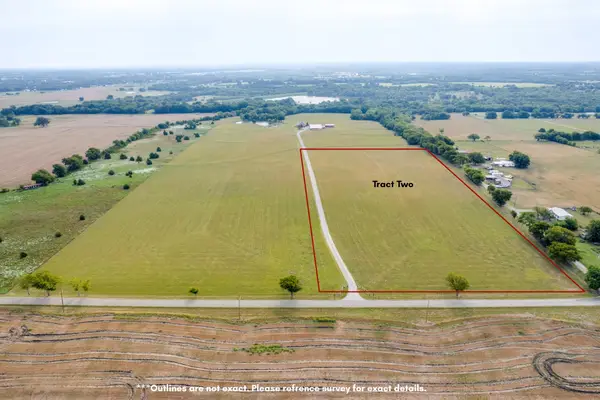 1400 Sears (2) Road, Bells, TX 75414