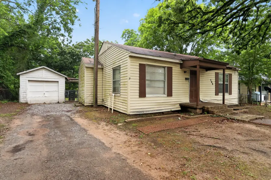 508 Southgate Avenue, Tyler, TX 75702 - #3