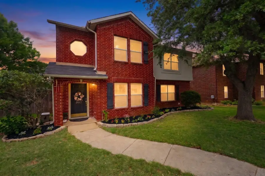 905 Valleybrook Drive, Lewisville, TX 75067 - #2