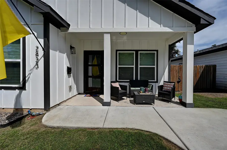 2823 Farragut Street, Dallas, TX 75215 - #2
