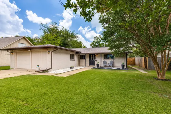 817 Kingswood Avenue, Richardson, TX 75080