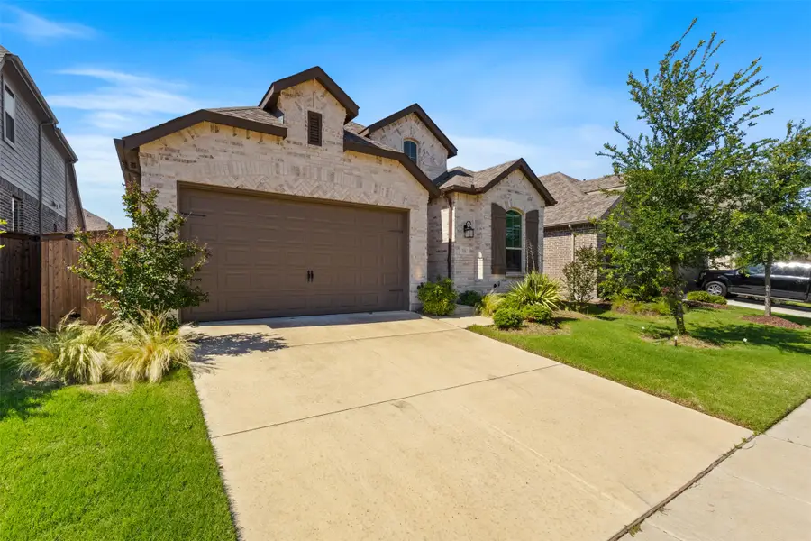 1916 Pelham Drive, Aubrey, TX 76227 - #2