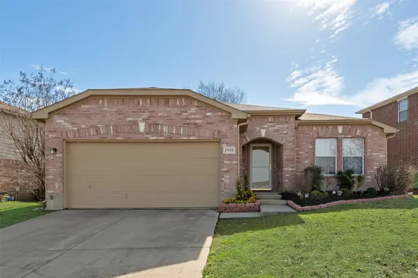 2528 Big Spring Drive, Fort Worth, TX 76120