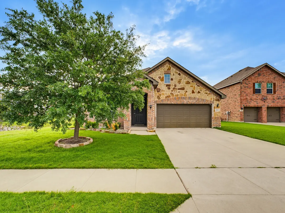 4221 Aldridge Lane, Fort Worth, TX 76036 - #1