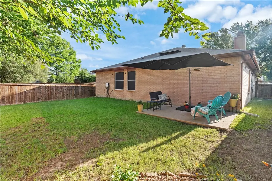 520 Hollyberry Drive, Mansfield, TX 76063 - #2