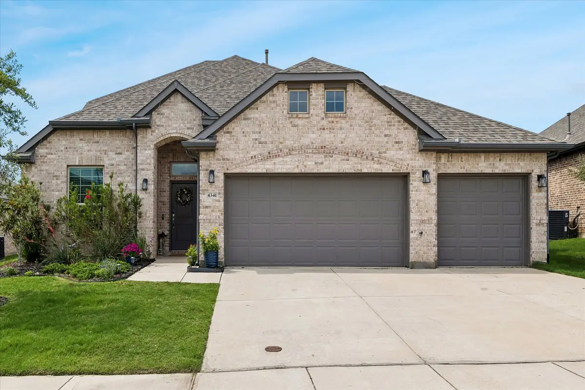 4341 Swallow Drive, Justin Roanoke, TX 76262 - #1