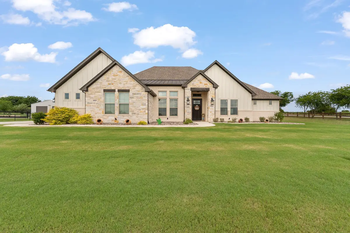 6065 Bella Terra Lane, Godley, TX 76044 - #1