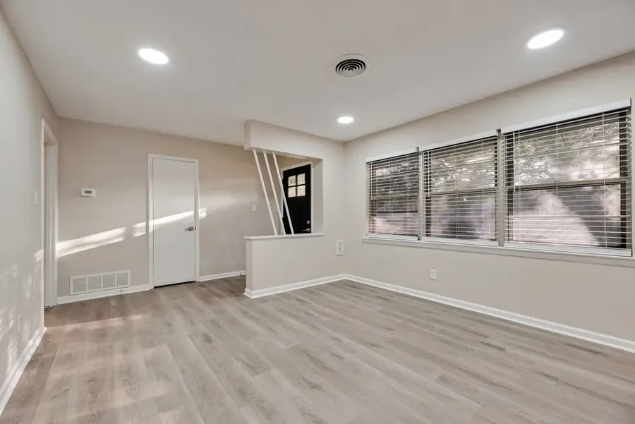 5706 Rocky Ridge Road, Dallas, TX 75241 - #2