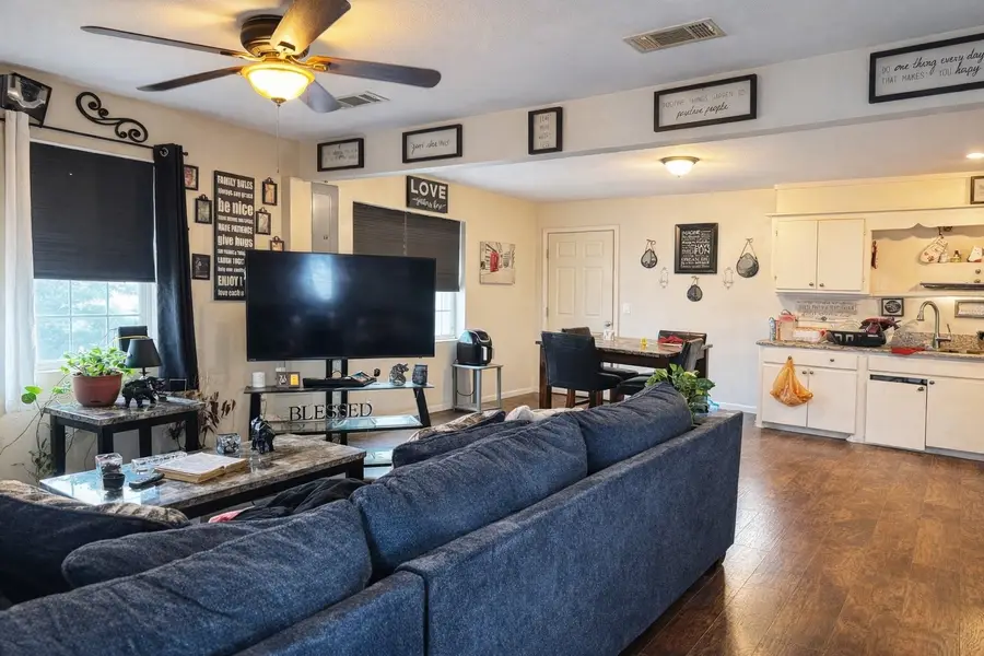 108 N Ellis Ave Avenue, Mount Pleasant, TX 75455 - #2
