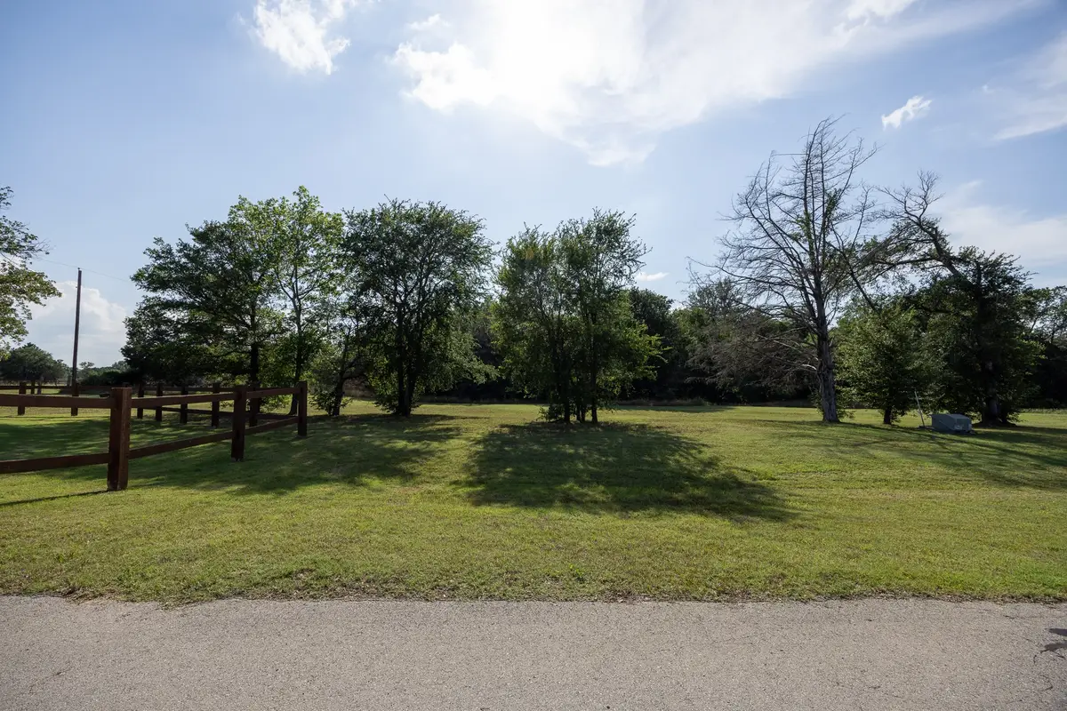 Lot 1 Diamond Point, Corsicana, TX 75109 - #1