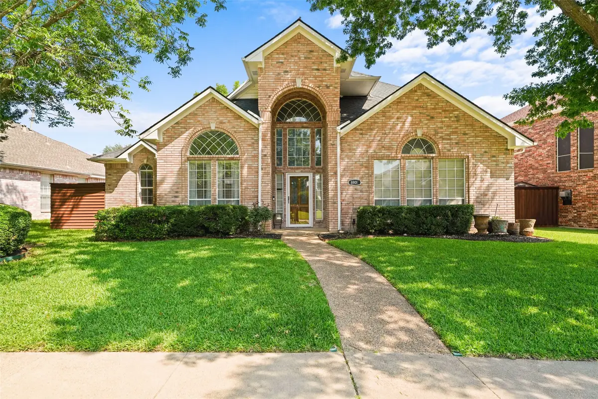8901 Lakepointe Avenue, Rowlett, TX 75088 - #1