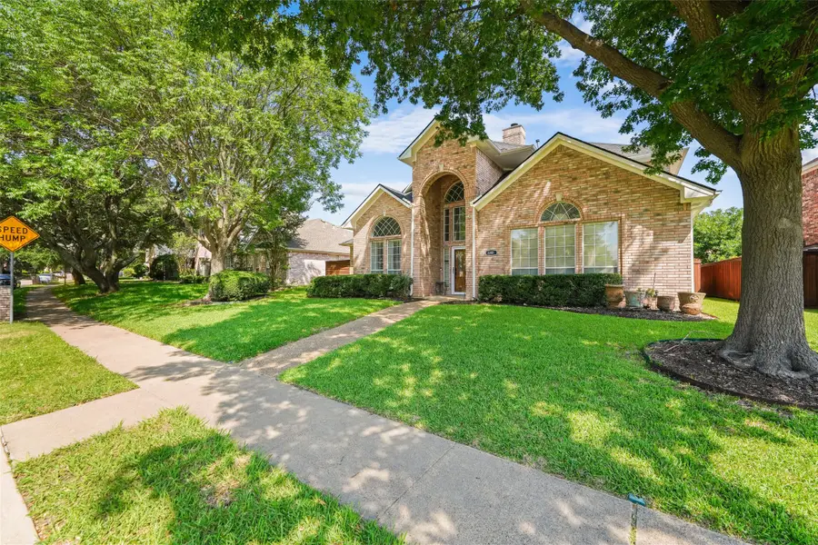 8901 Lakepointe Avenue, Rowlett, TX 75088 - #3