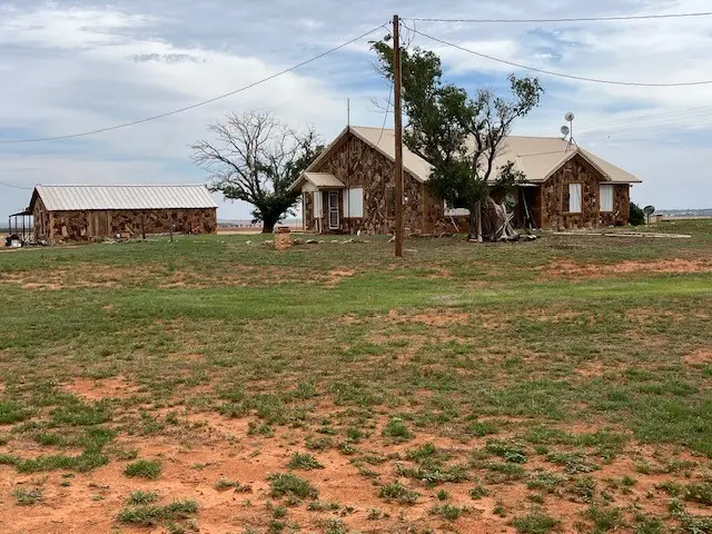 758 County Road 317, Rotan, TX 79546 - #3
