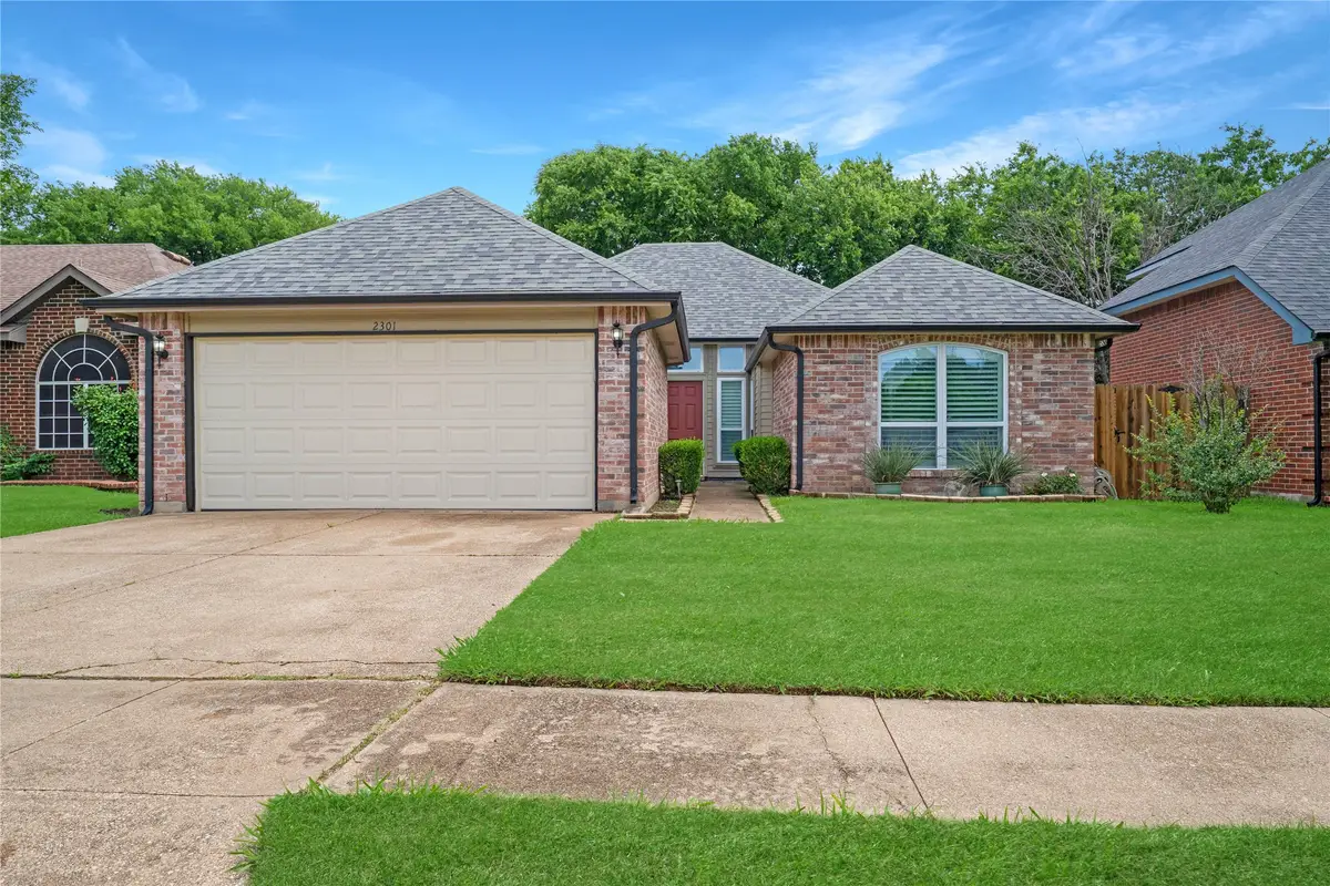 2301 Bennington Drive, Arlington, TX 76018 - #1